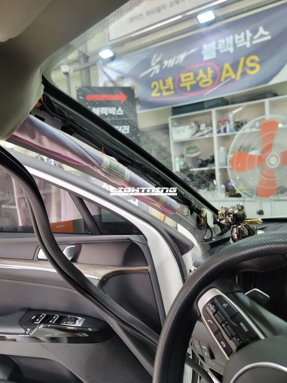 Kia K5 DL3のドライブレコーダー取付事例 施工写真 1-2