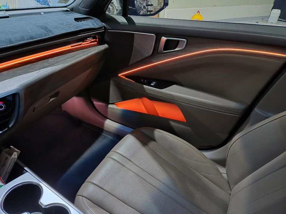 Kia K8 Ambient Lighting Review: Subtle Elegance with Air RGB