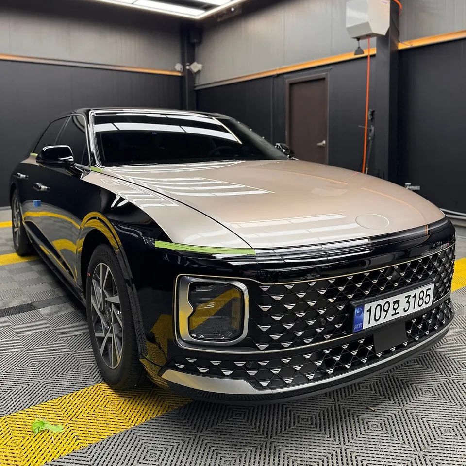 Hyundai Grandeur GN7のカーラッピング事例|費用目安・仕上がり 施工写真 3-1