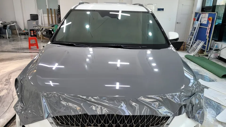 Kia Carnival Vinyl Wrap Review: Color Change Cost & Results photo 4