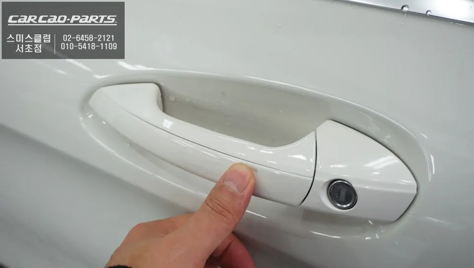 Mercedes-Benz GLA220D oem options - Mercedes-Benz GLA Keyless Go Upgrade Review photo 4