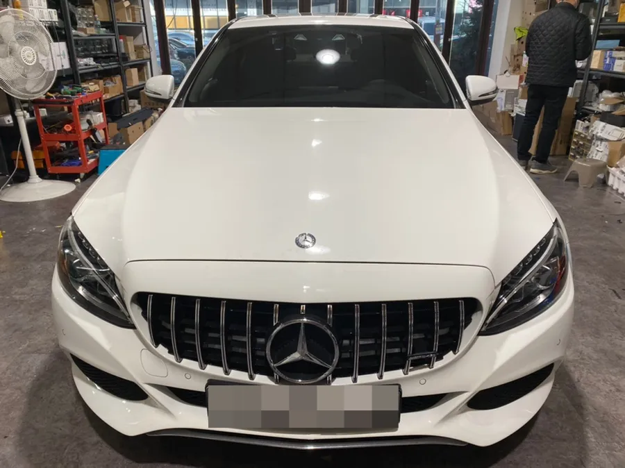 Mercedes-Benz C-Class oem options review