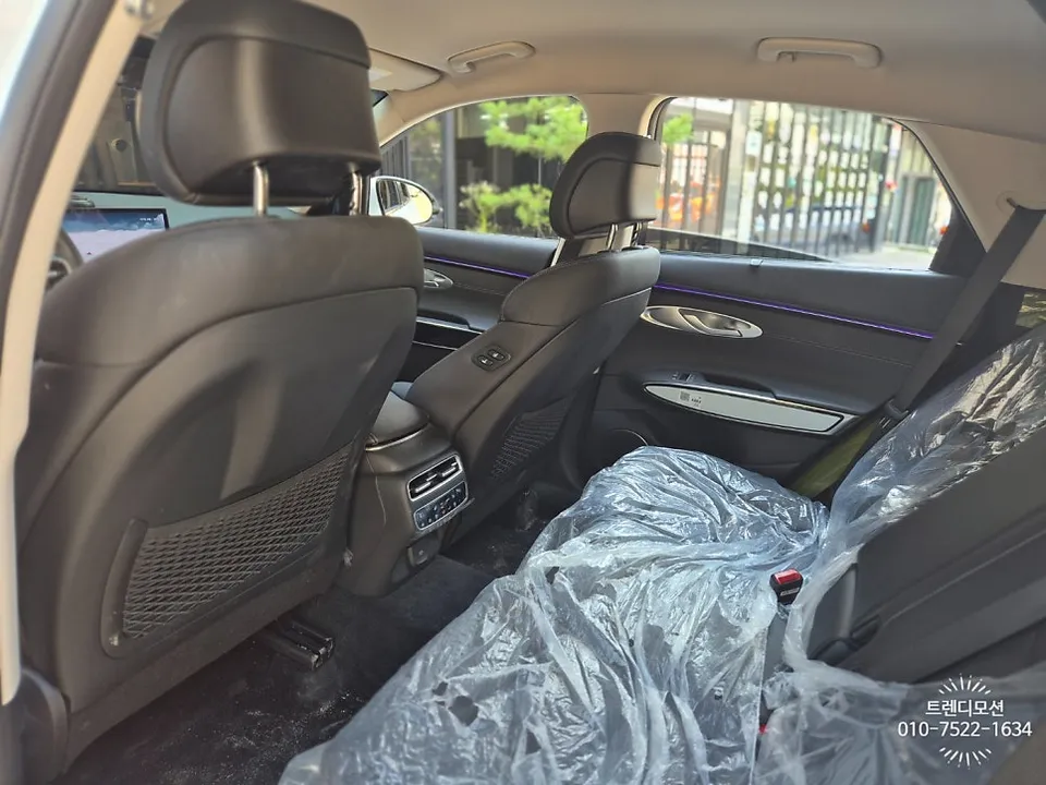 Genesis GV70 interior customization - Genesis GV70 Interior Customization Review: Cost & Results photo 4