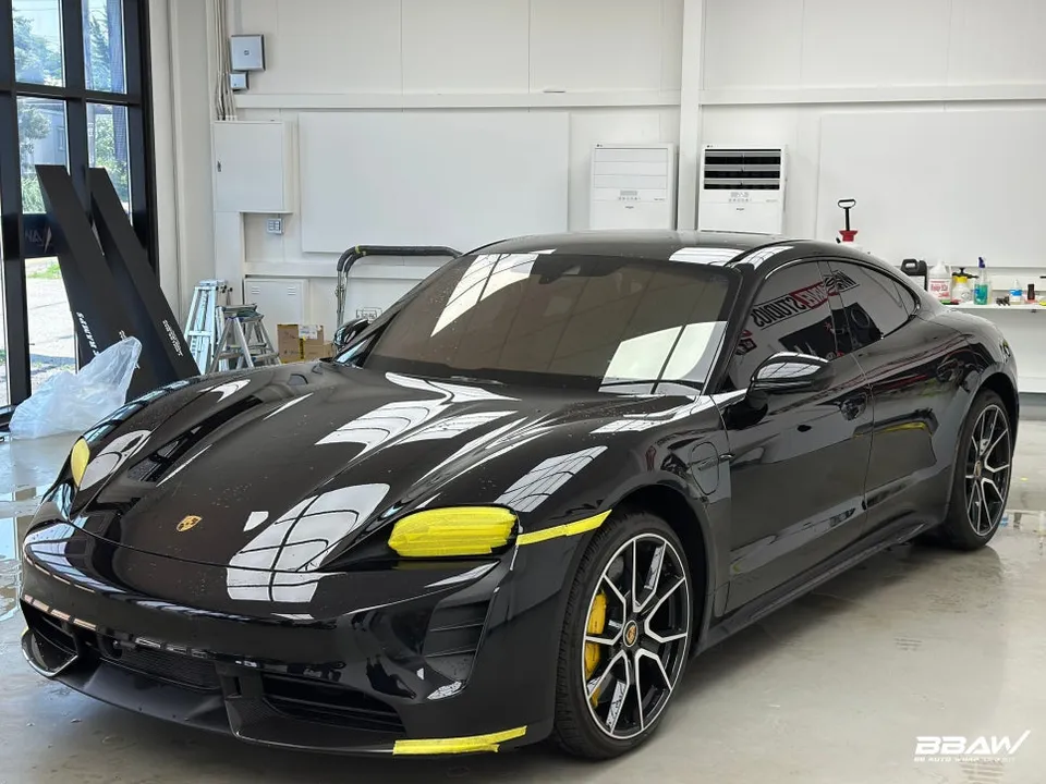 Porsche Taycan PPF施工事例|韓国での実例と費用目安 施工写真 1-1