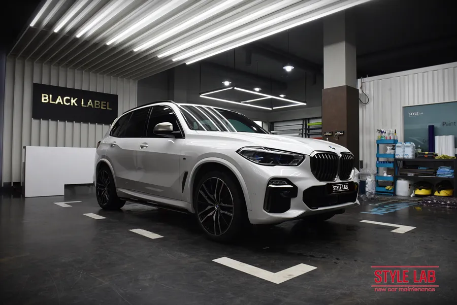 BMW X5 G05 カーラッピング事例｜3Mサテンブラック 施工写真 2-3
