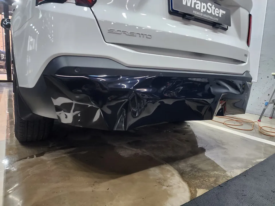 Kia Sorento MQ4 Vinyl Wrap Review — Flawless Chrome Delete photo 25