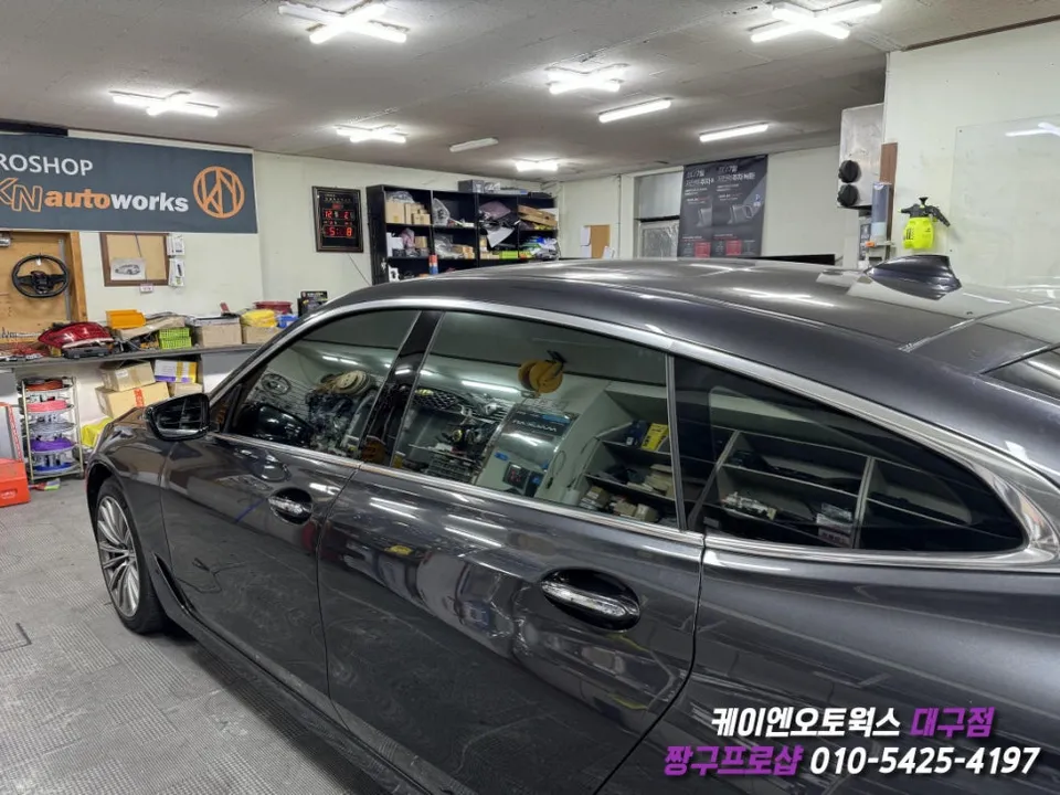 BMW 6 Series GT window tinting - BMW 6GT Window Tinting Review: Caltrics GR Film Installation photo 6