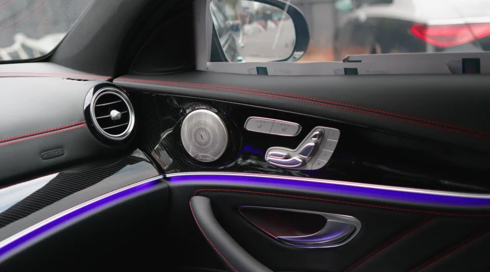 Mercedes-Benz Eクラス PPF施工事例|費用目安・仕上がり 施工写真 3-2