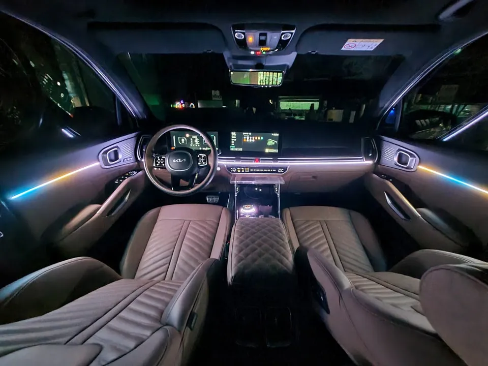 Kia Sorento MQ4 ambient lighting - Kia Sorento MQ4 Ambient Lighting Review — Upgrade Cost photo 3