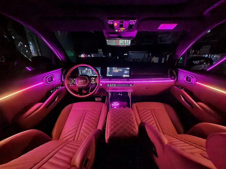 Kia Sorento MQ4 ambient lighting - Kia Sorento MQ4 Ambient Lighting Review — Upgrade Cost photo 4