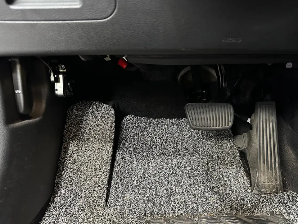 Hyundai Grandeur IGのドラレコ取付事例|費用目安・仕上がり 施工写真 1-2