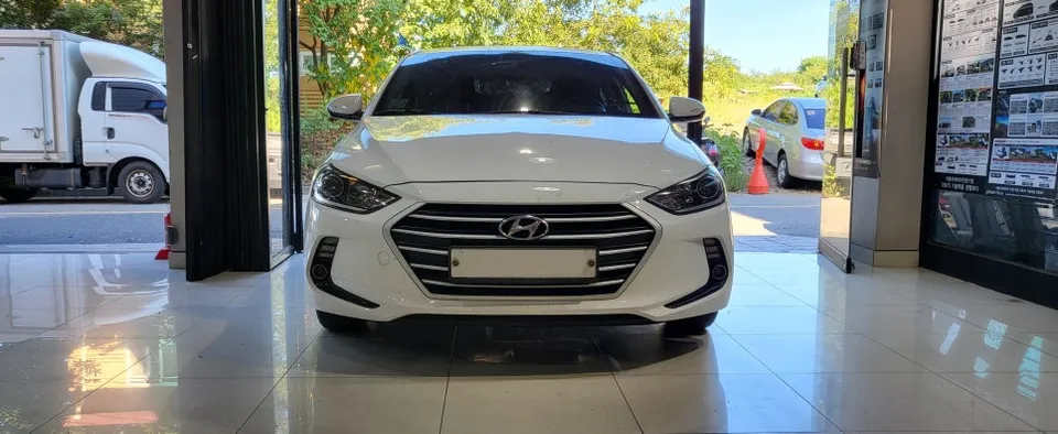 Hyundai Elantra AD oem options installation result