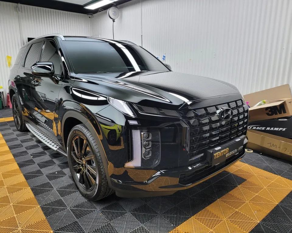 Hyundai Palisadeのカーラッピング事例|費用目安・仕上がり 施工写真 2-2