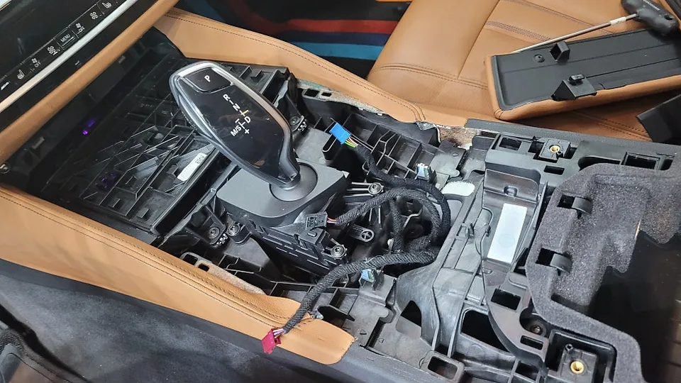 BMW 5 SeriesのPPF施工事例 施工写真 1-2