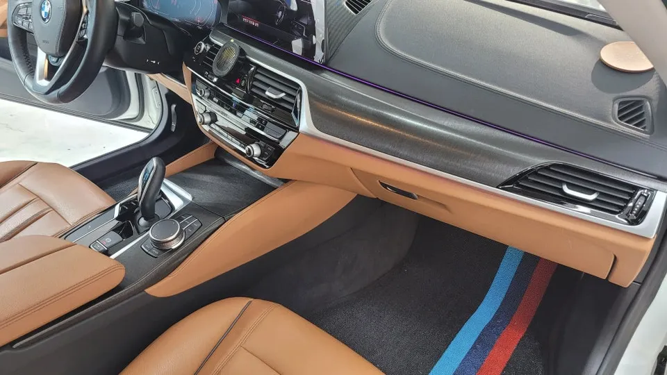 BMW 5 SeriesのPPF施工事例 施工写真 3-2