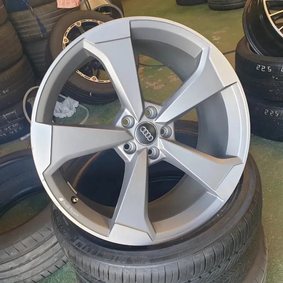 Audi A5 wheel repair installation result