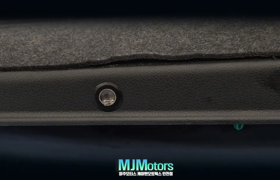 Kia K5 DL3 lighting upgrade - Kia K5 DL3 LED Upgrade Review — Enhanced Emblem Lighting photo 4