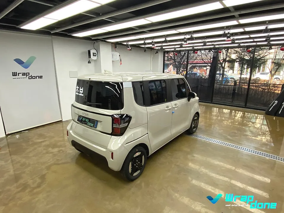 Kia Ray EVのカーラッピング事例|費用目安・仕上がり 施工写真 2-1