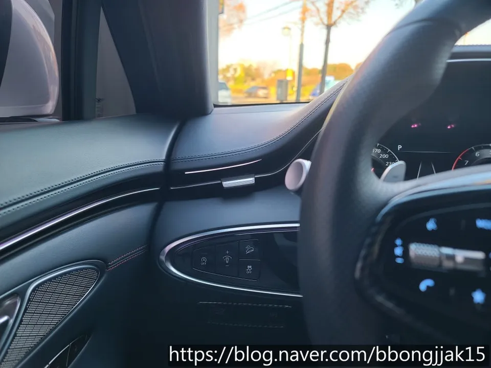 Genesis GV70 ambient lighting - Genesis GV70 Ambient Lighting Review — Under $40 photo 3