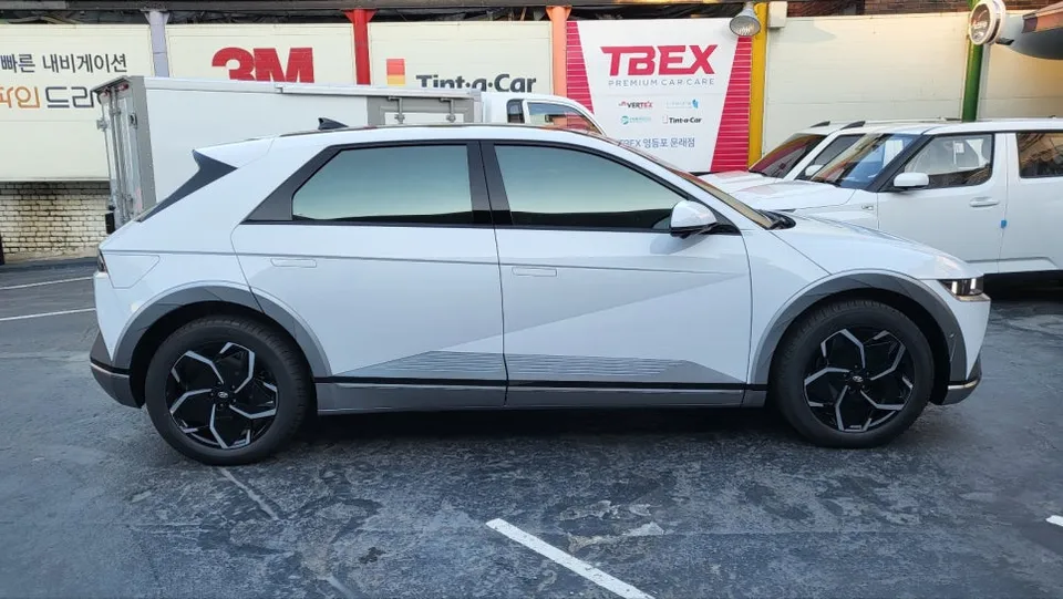Hyundai Azera Window Tinting Review — Premium Film Upgrade photo 4