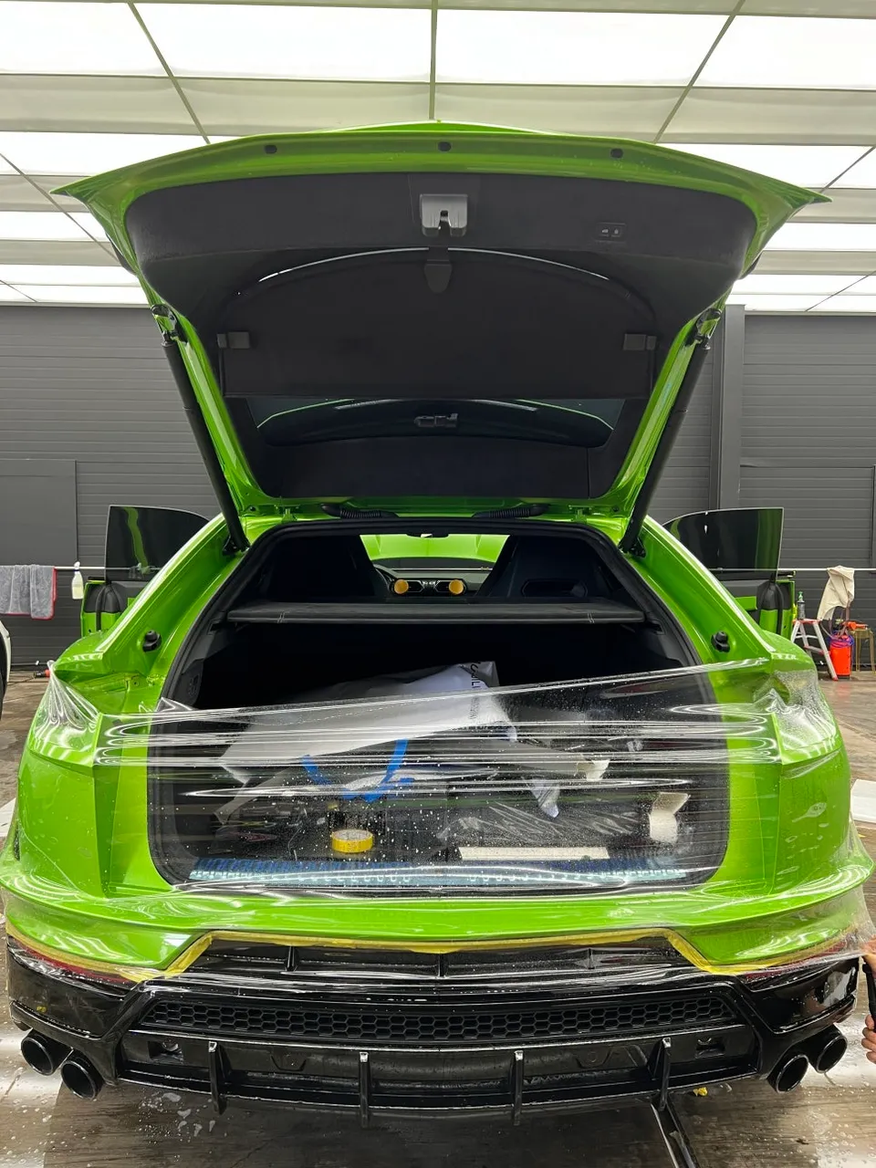 Lamborghini Urus PPF施工事例|韓国での実例 施工写真 2-2