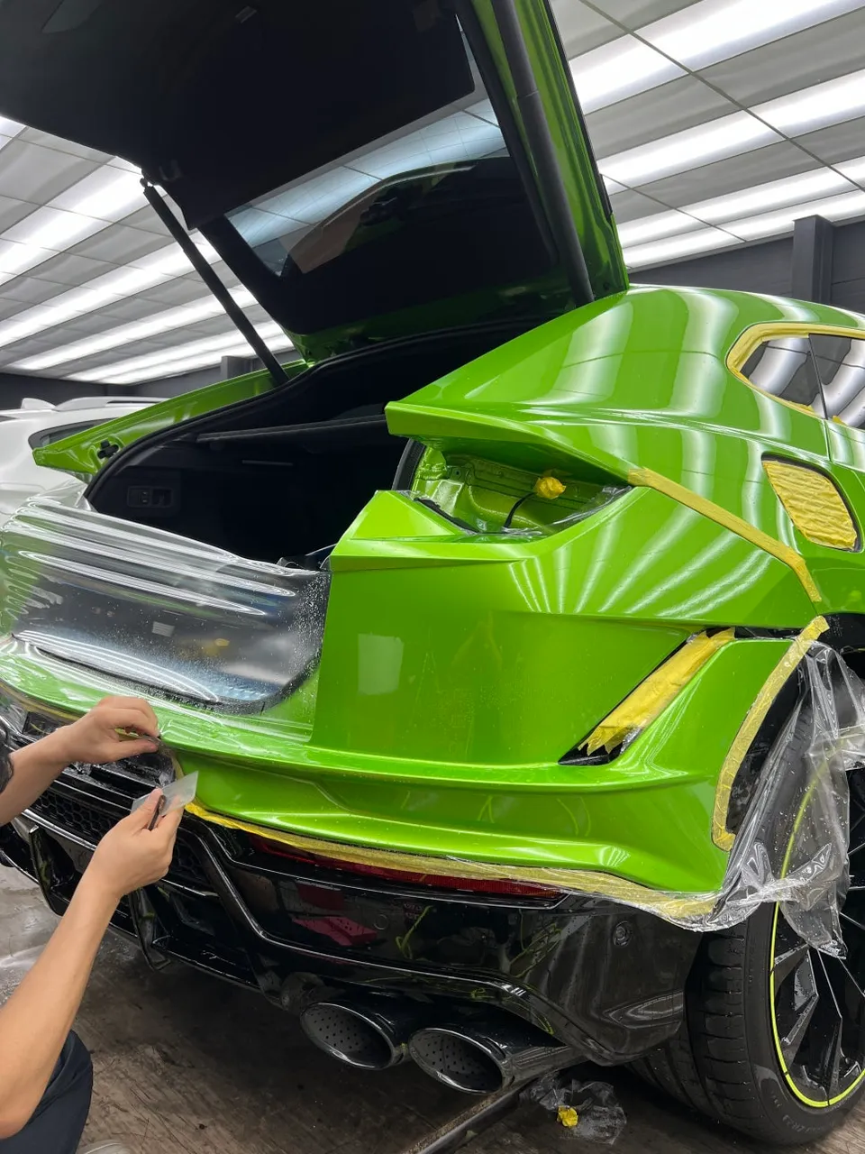 Lamborghini Urus PPF施工事例|韓国での実例 施工写真 3-2