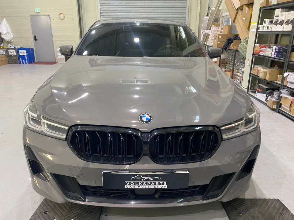 BMW X6 Ambient Lighting Review — Enhanced Interior Mood photo 1