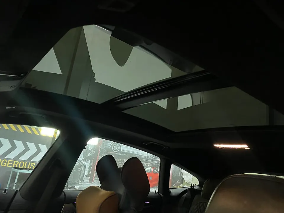 BMW X6 Ambient Lighting Review — Enhanced Interior Mood photo 2