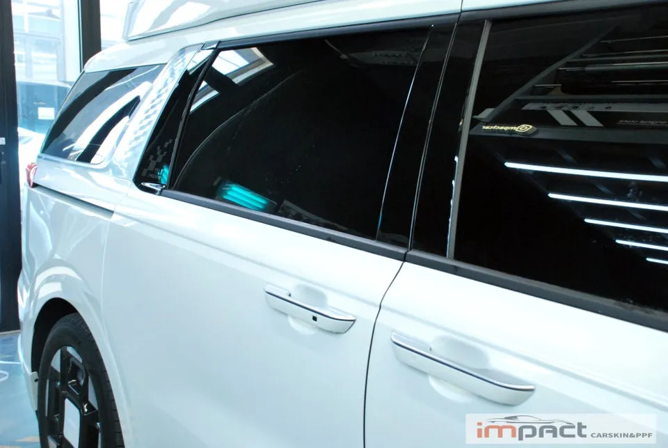 Kia Carnival Hi-Limousine PPF施工事例|費用目安・仕上がり 施工写真 3-3
