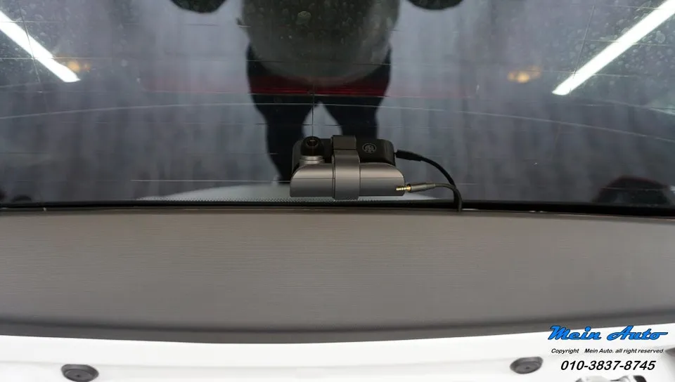 BMW X1 F48 dash cam - BMW X1 Dashcam Installation Review: Upgrading to iNavi Z9500 photo 3