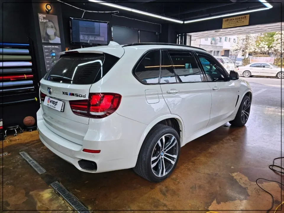 BMW X5 wheel repair - BMW X5 Wheel Repair & Refinishing Review — Alloy Restoration photo 6