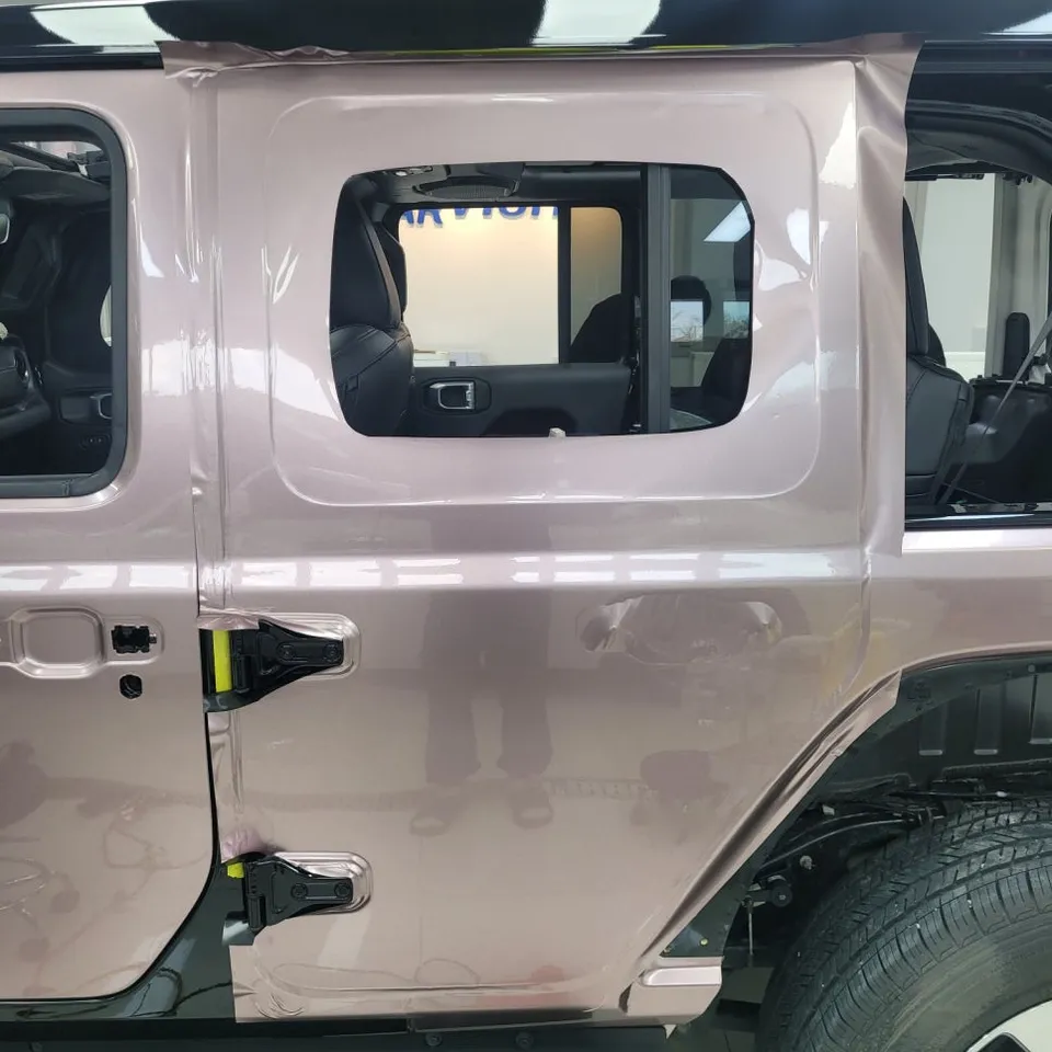 Jeep Wranglerのカーラッピング事例 施工写真 5