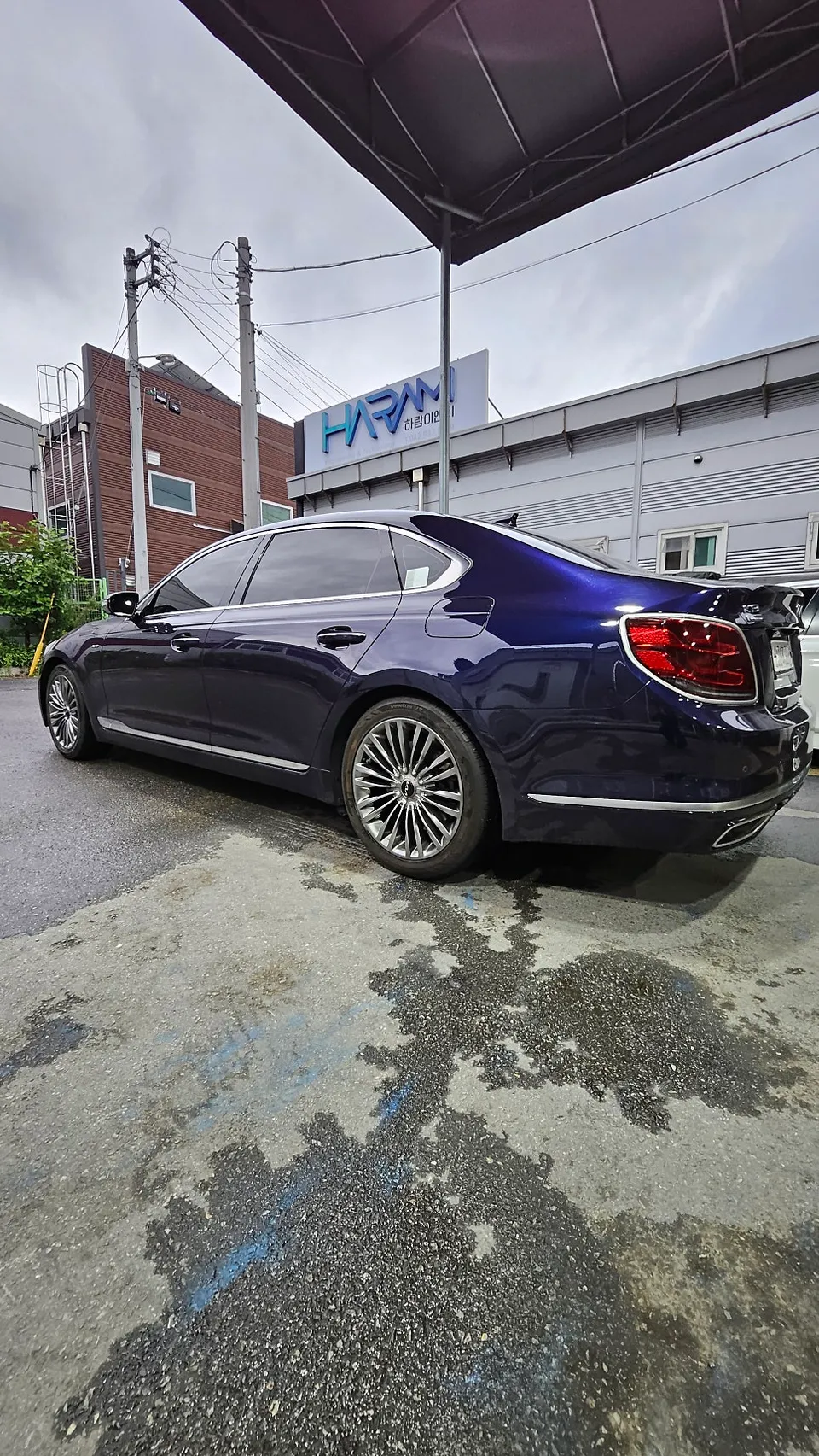 Kia K900のホイールリペア・塗装事例 施工写真 6