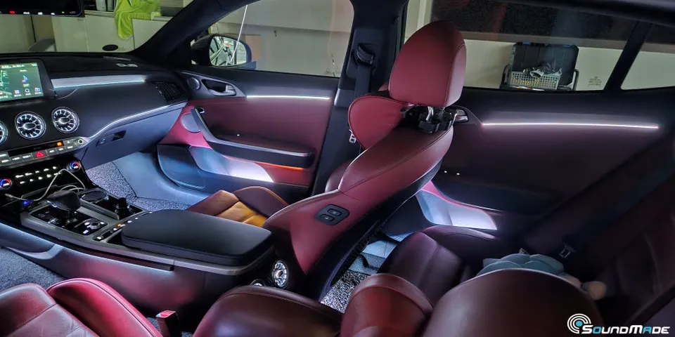 Kia Stinger ambient lighting - Kia Stinger Ambient Lighting Review: Enhanced Interior photo 3