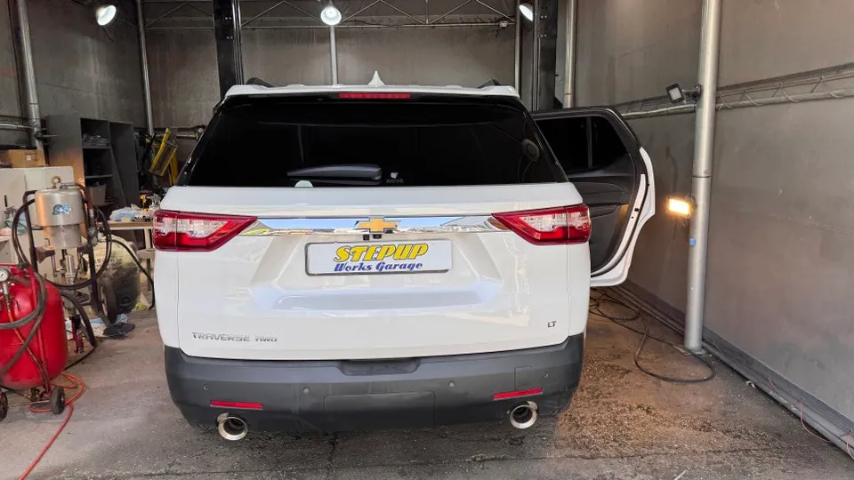 Chevrolet Traverse Interior Customization Review: Premium Brown U
