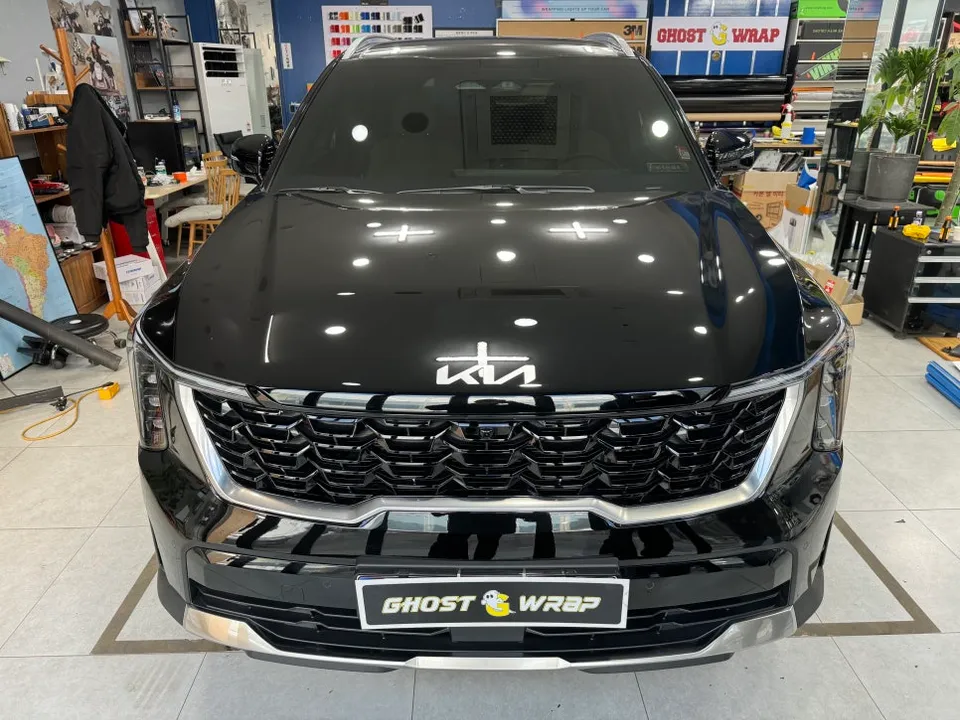 Kia Sorentoのカーラッピング事例｜費用目安・仕上がり 施工写真 1-1