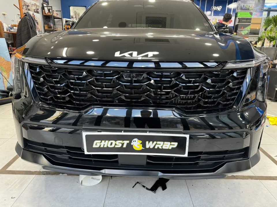Kia Sorentoのカーラッピング事例｜費用目安・仕上がり 施工写真 1-3