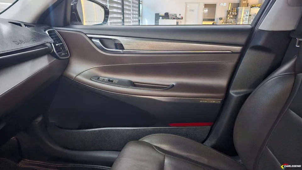 Hyundai Grandeur IG ambient lighting - Hyundai Grandeur IG Ambient Lighting Review - Enhanced Interior M photo 3