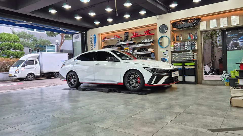 Hyundai Elantra N exhaust upgrade installation result