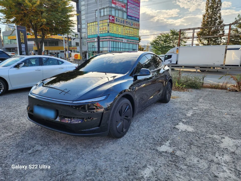 Tesla Model Y PPF施工事例｜韓国での実例紹介 施工写真 3-2