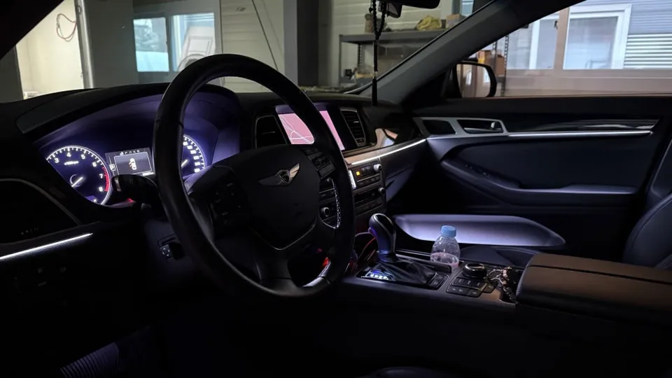 Genesis DH ambient lighting - Genesis DH Ambient Lighting Review: Non-Visible Install photo 3