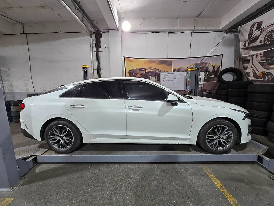 Kia K5 DL3 wheel repair - Kia K5 DL3 Wheel Repair & Painting Review: Cost & Results photo 2