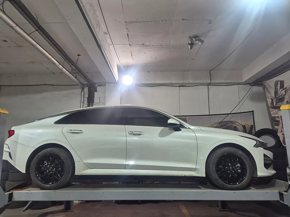 Kia K5 DL3のホイールリペア・塗装事例 施工写真 4-2
