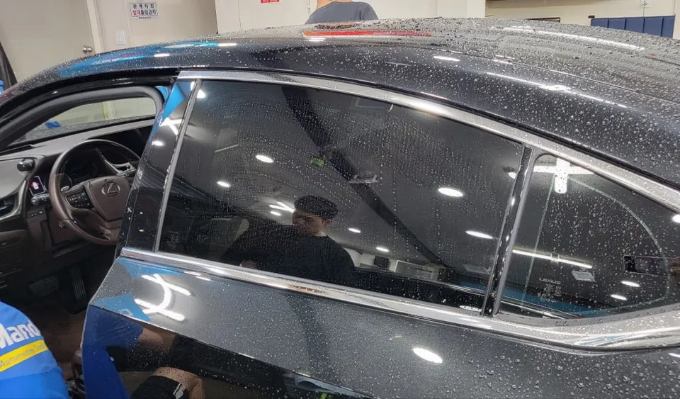 Lexus ESのPPF施工事例｜費用目安と仕上がり 施工写真 3-1