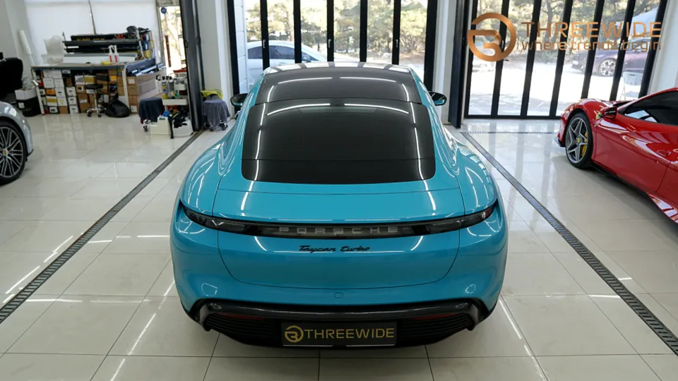 ポルシェ タイカン 4S カーラッピング事例｜費用目安・仕上がり 施工写真 2-1