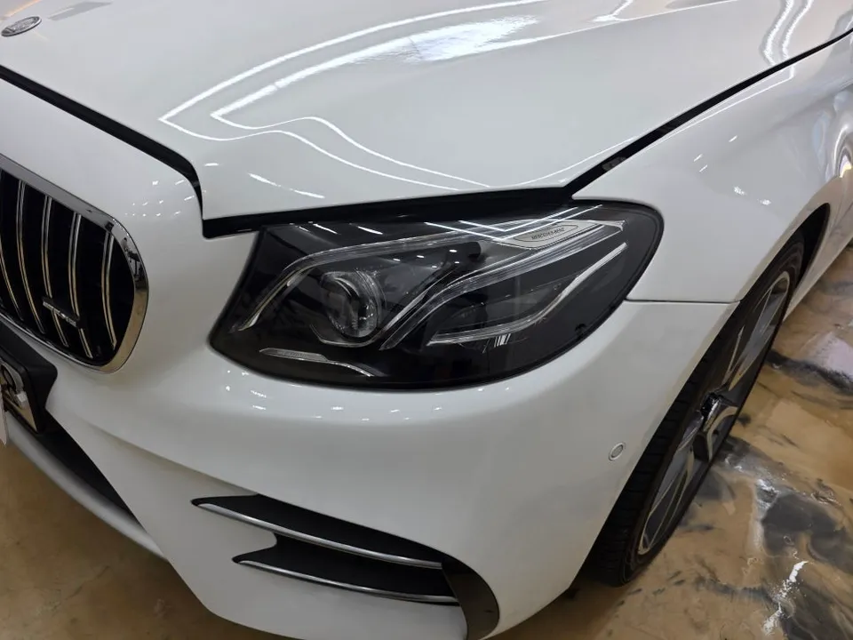 Mercedes-Benz Eクラス PPF施工事例｜ライト・ミラー保護 施工写真 1-2