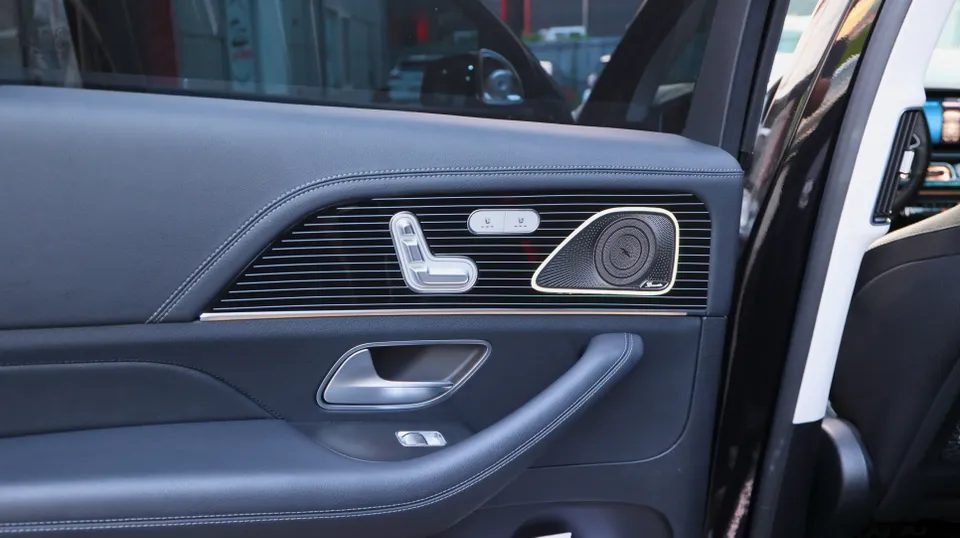 Mercedes-Benz GLS X167 interior customization - Mercedes-Benz GLS X167 Interior Customization Review photo 3