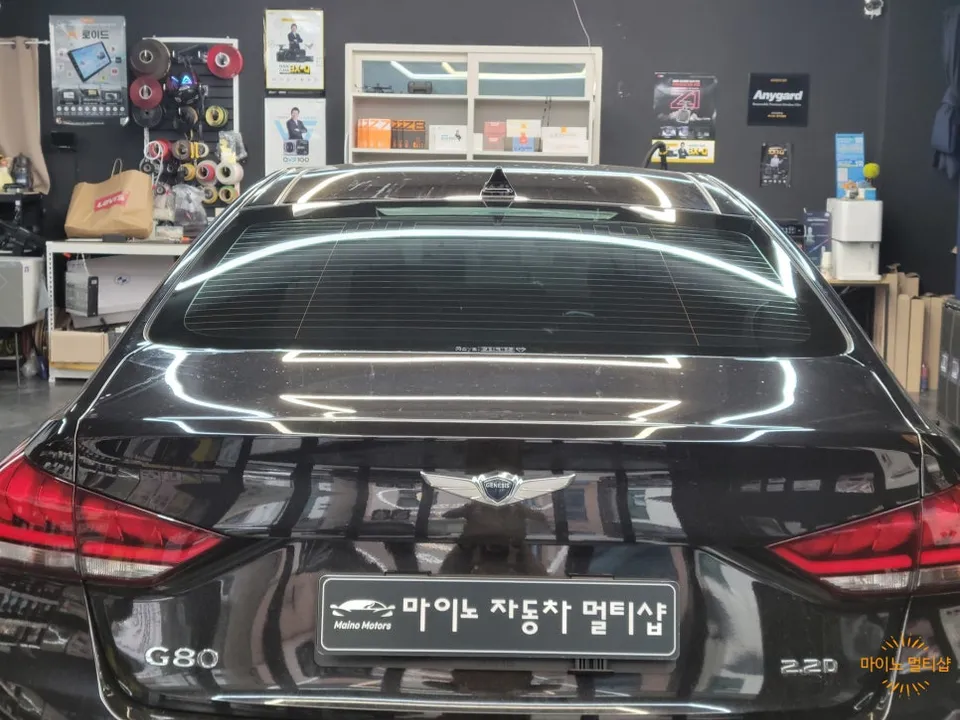 Genesis DHのカーフィルム施工事例|費用目安と仕上がり 施工写真 2-2