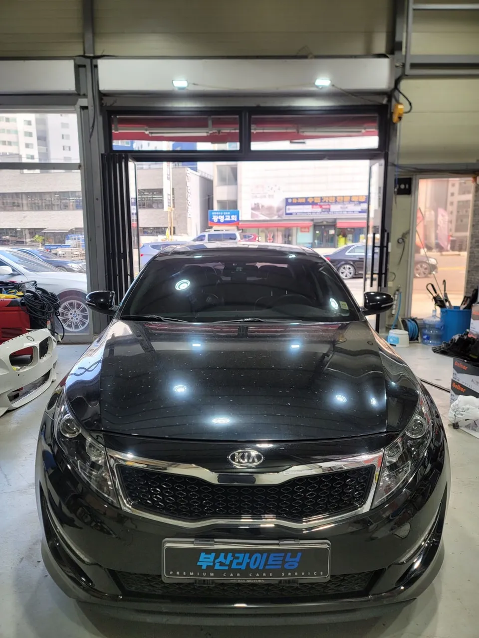 Kia K5のドライブレコーダー取付事例 施工写真 3