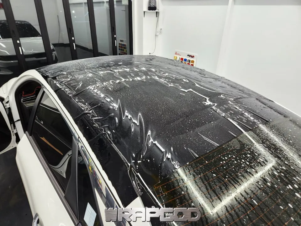 Kia K5のPPF施工事例｜ブラックPPFで高級感をプラス 施工写真 2-3